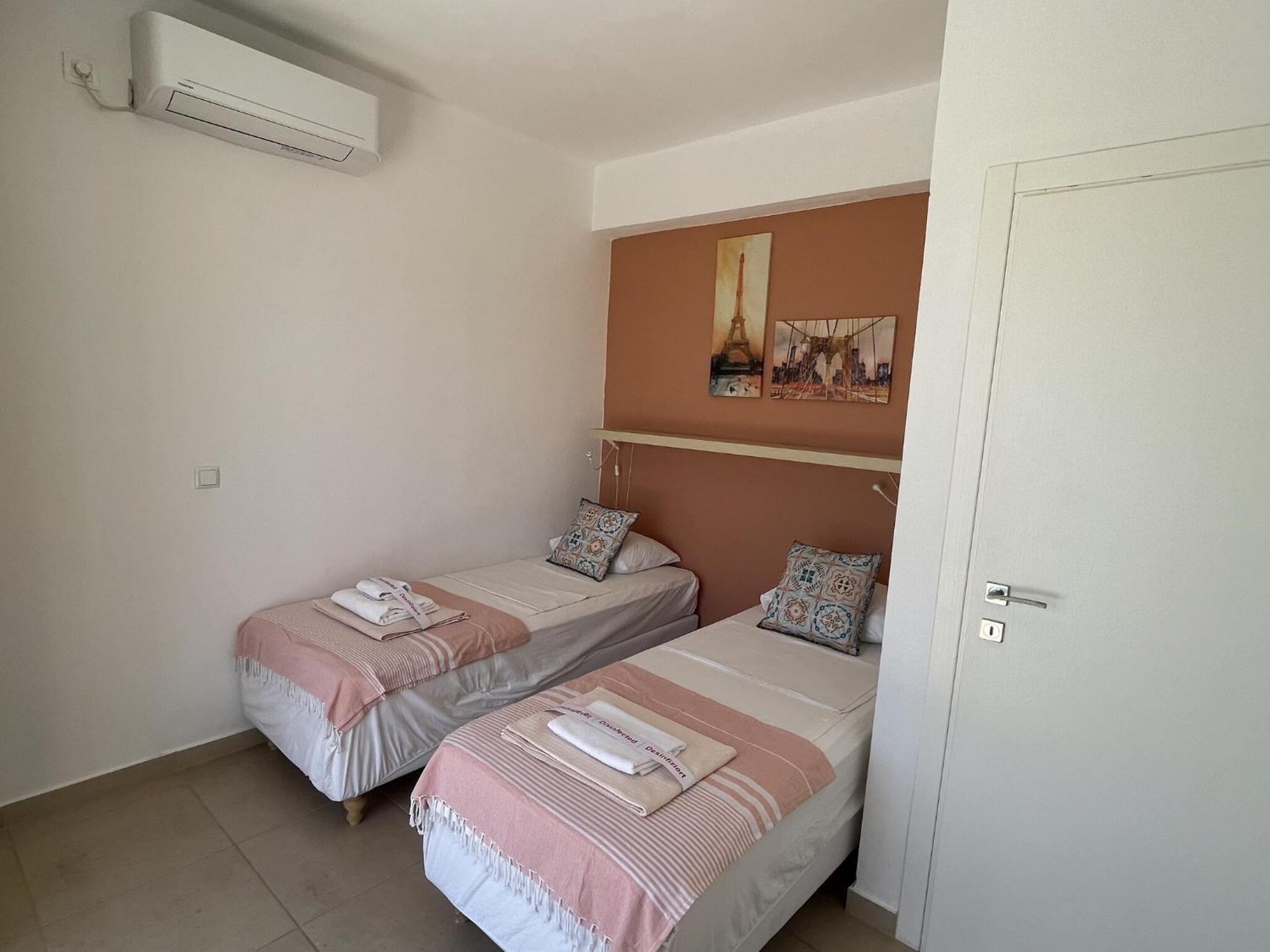 Luxurious Villa In Peloponnese With Swimming Pool Kamária Exteriör bild