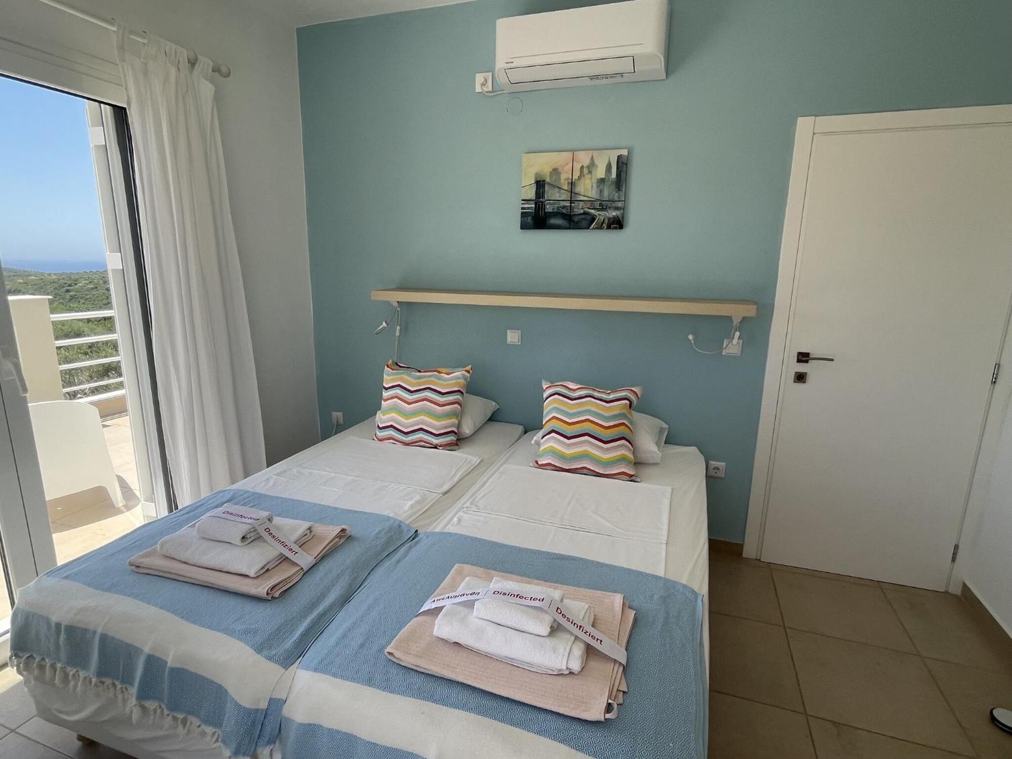Luxurious Villa In Peloponnese With Swimming Pool Kamária Exteriör bild