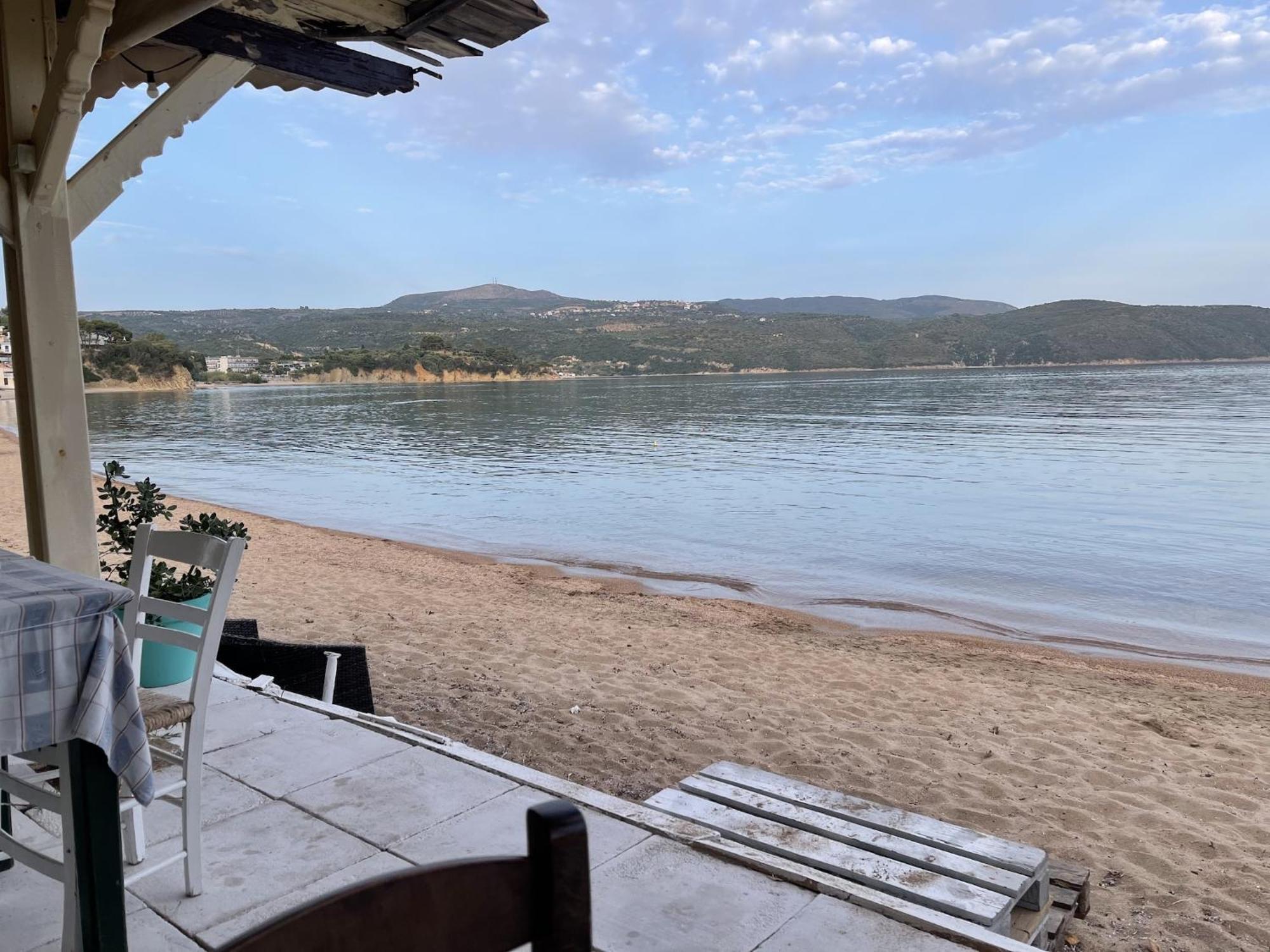 Luxurious Villa In Peloponnese With Swimming Pool Kamária Exteriör bild