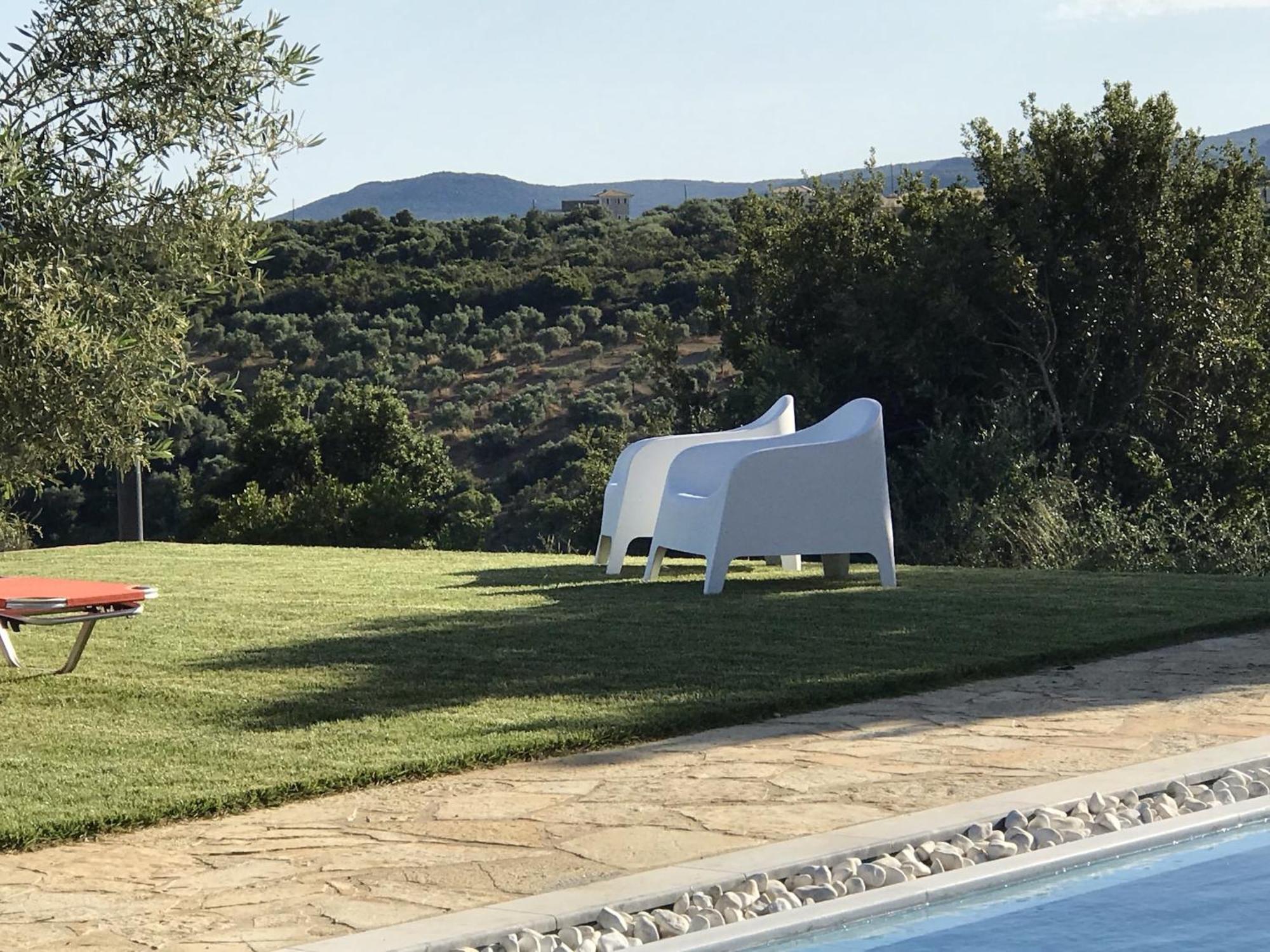 Luxurious Villa In Peloponnese With Swimming Pool Kamária Exteriör bild