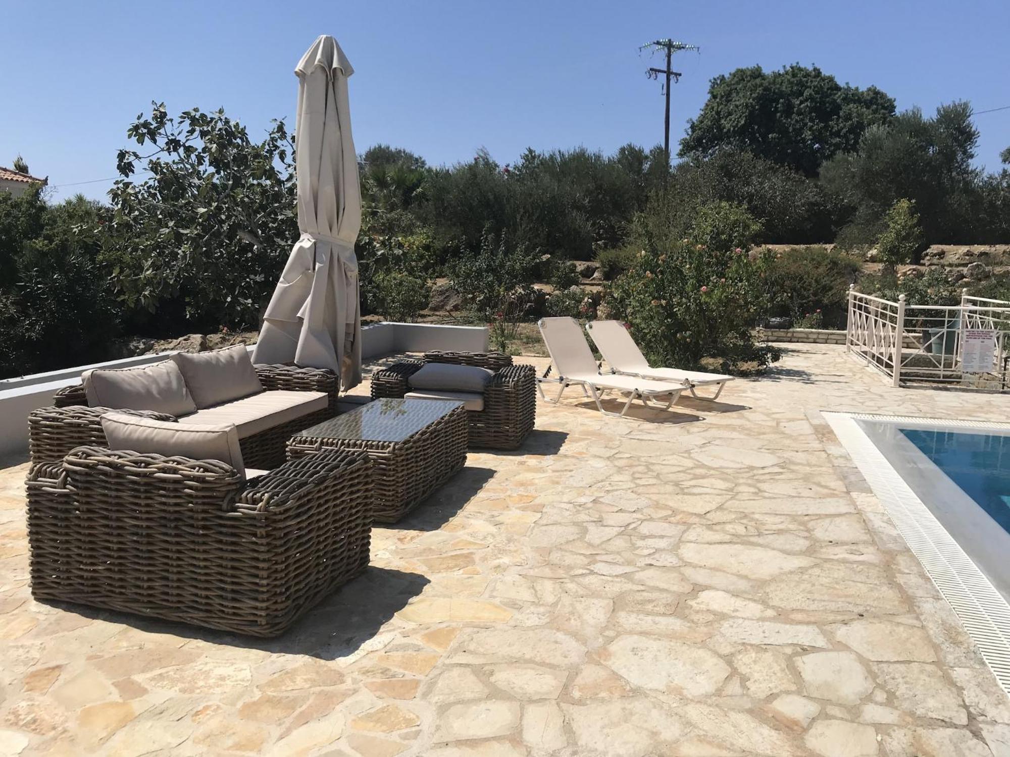 Luxurious Villa In Peloponnese With Swimming Pool Kamária Exteriör bild