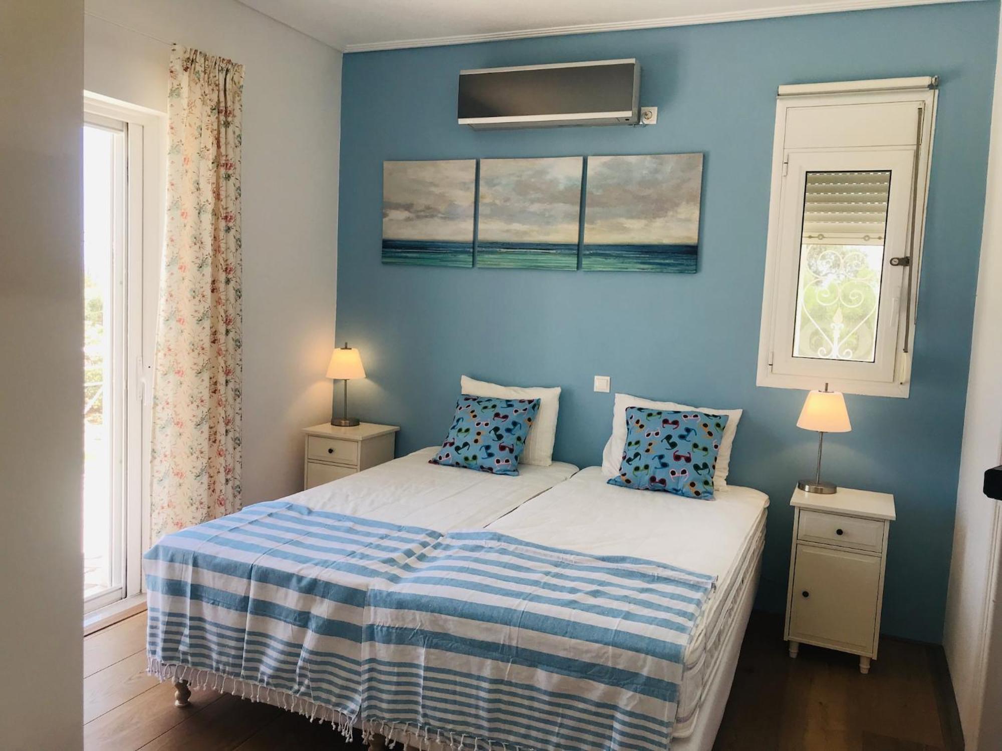 Luxurious Villa In Peloponnese With Swimming Pool Kamária Exteriör bild