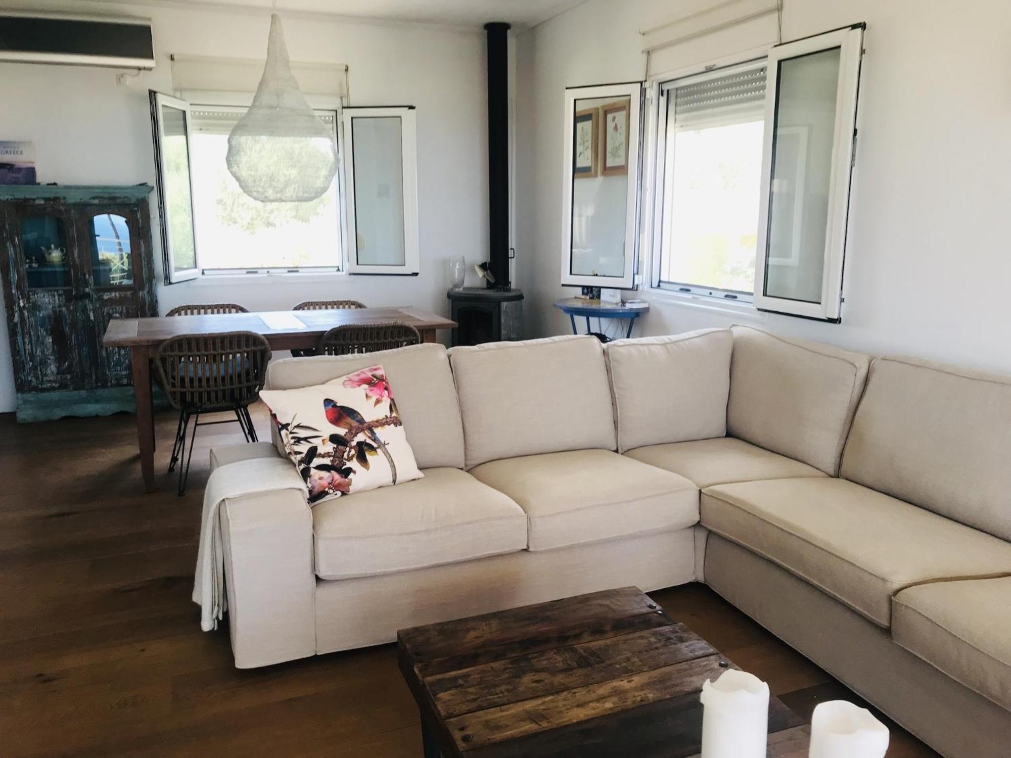 Luxurious Villa In Peloponnese With Swimming Pool Kamária Exteriör bild